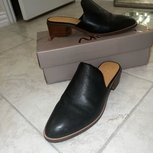 Crown Vintage Mules